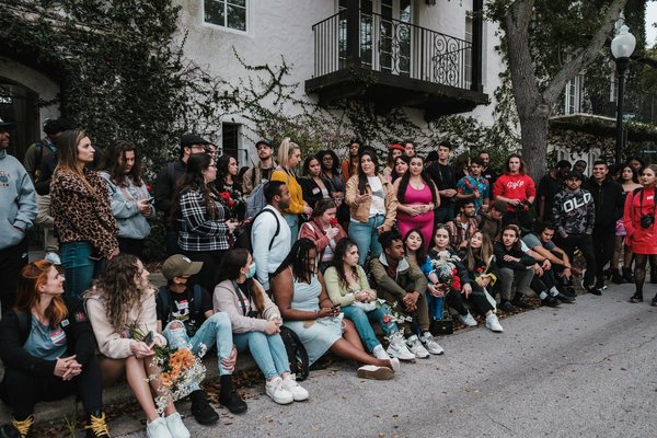 How Can the UK Automotive Industry Adapt to Upcoming Technological Advancements?